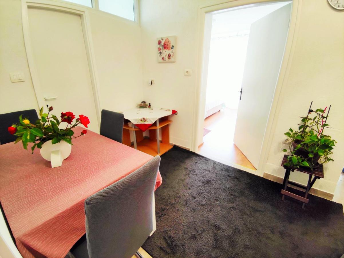 Apartment Leo Umag Exteriör bild